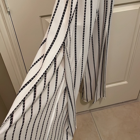 Striped Summer Jumpsuit Size Medium - Picture 6 of 13